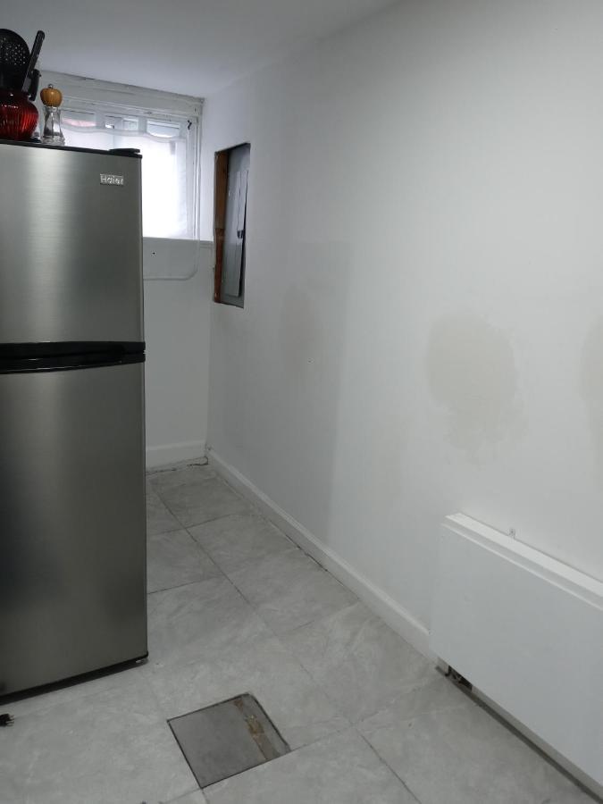 شقة "Cozy Basement Retreat Just 40 Minutes To Nyc!" إيرفينغتون المظهر الخارجي الصورة