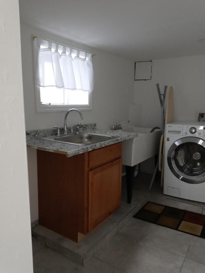 شقة "Cozy Basement Retreat Just 40 Minutes To Nyc!" إيرفينغتون المظهر الخارجي الصورة