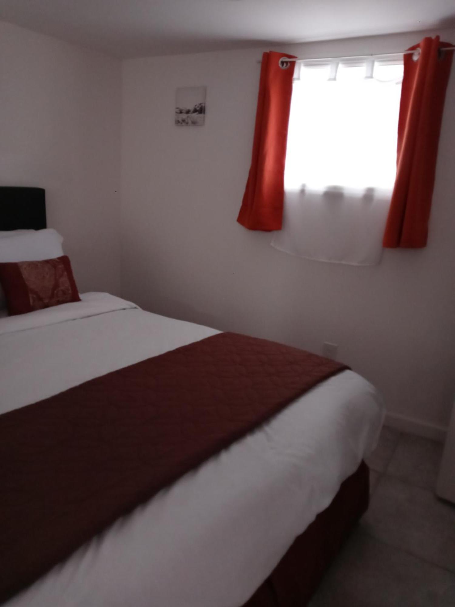 شقة "Cozy Basement Retreat Just 40 Minutes To Nyc!" إيرفينغتون المظهر الخارجي الصورة