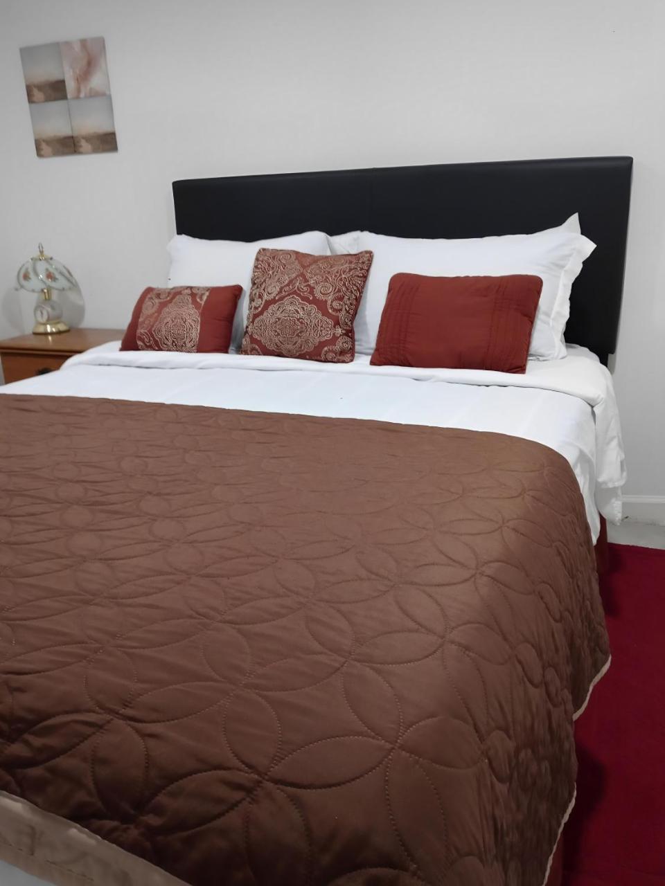 شقة "Cozy Basement Retreat Just 40 Minutes To Nyc!" إيرفينغتون المظهر الخارجي الصورة